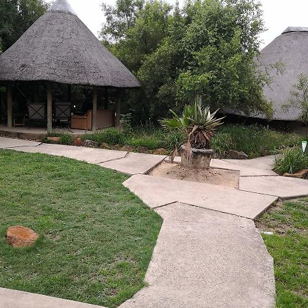 Touch Of Africa Lodge 拉塞利亚 外观 照片