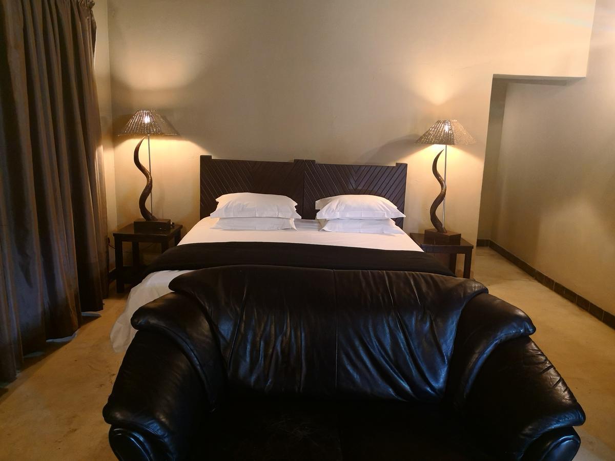 Touch Of Africa Lodge 拉塞利亚 外观 照片