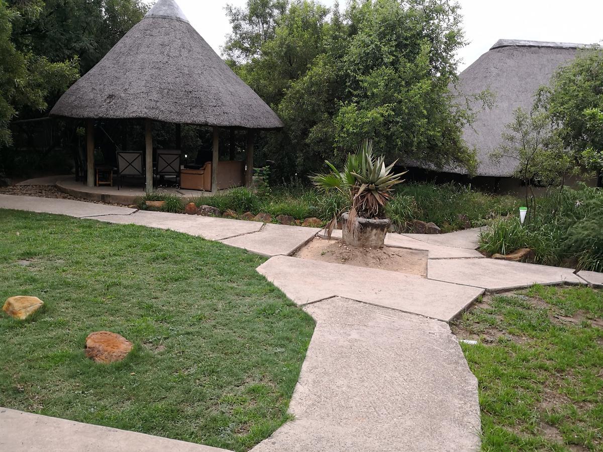 Touch Of Africa Lodge 拉塞利亚 外观 照片