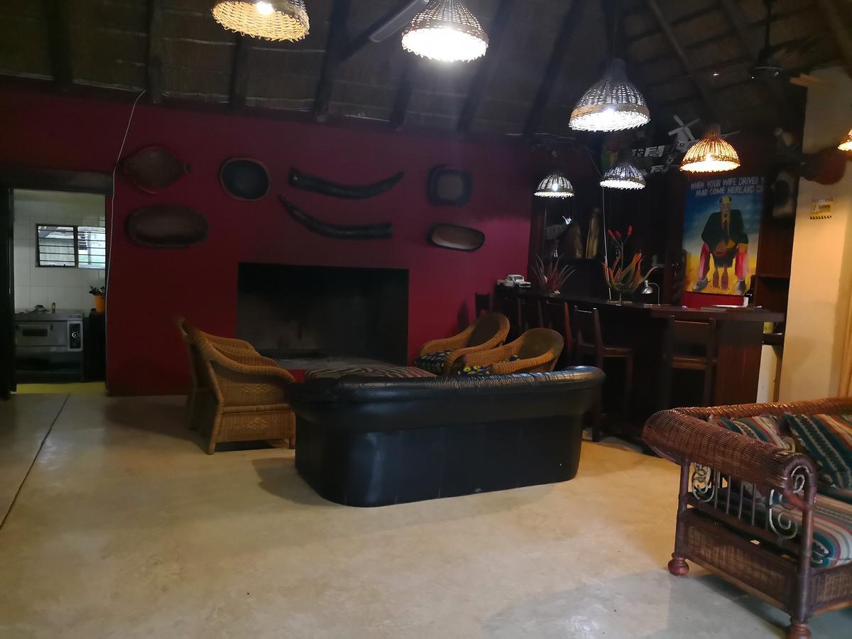 Touch Of Africa Lodge 拉塞利亚 外观 照片
