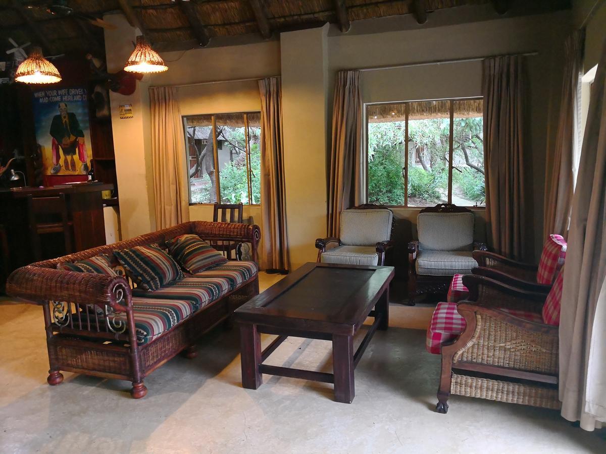 Touch Of Africa Lodge 拉塞利亚 外观 照片